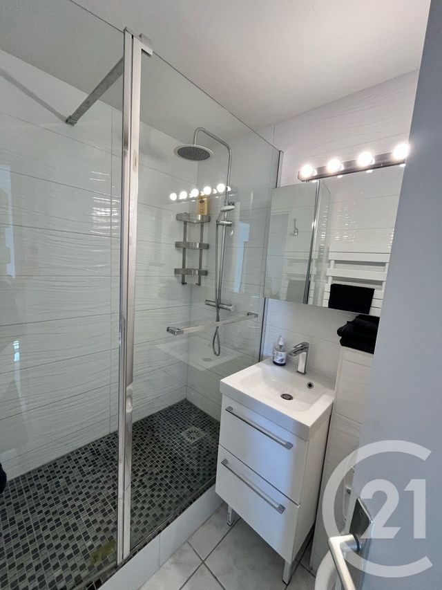 Appartement &agrave; louer - 2 pi&egrave;ces - 24,63 m2 - Villers Sur Mer - 14 - BASSE-NORMANDIE