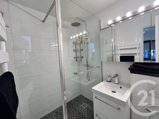 Appartement &agrave; louer - 2 pi&egrave;ces - 24,63 m2 - Villers Sur Mer - 14 - BASSE-NORMANDIE