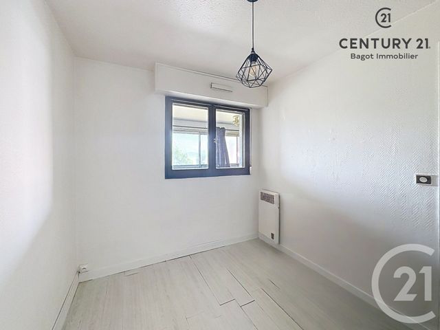 Appartement T2 &agrave; louer - 2 pi&egrave;ces - 22,42 m2 - Villers Sur Mer - 14 - BASSE-NORMANDIE