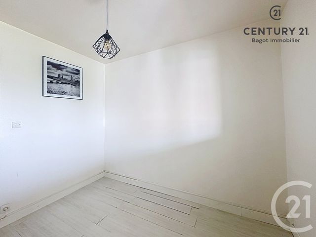 Appartement T2 &agrave; louer - 2 pi&egrave;ces - 22,42 m2 - Villers Sur Mer - 14 - BASSE-NORMANDIE