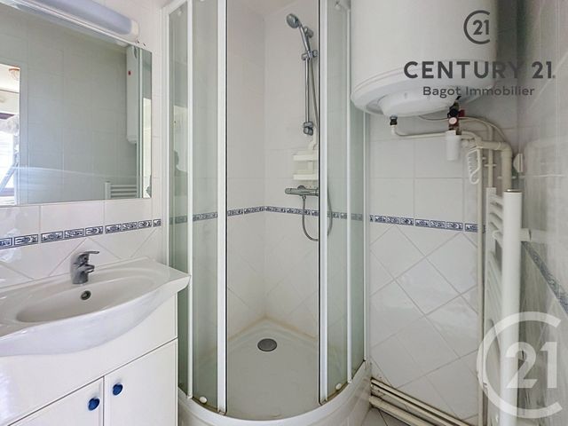 Appartement &agrave; louer - 2 pi&egrave;ces - 22 m2 - Villers Sur Mer - 14 - BASSE-NORMANDIE