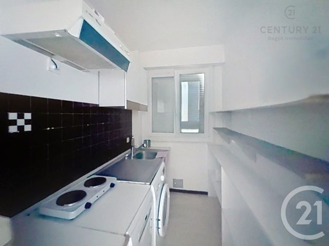 Appartement F1 &agrave; louer - 1 pi&egrave;ce - 30 m2 - Blonville Sur Mer - 14 - BASSE-NORMANDIE