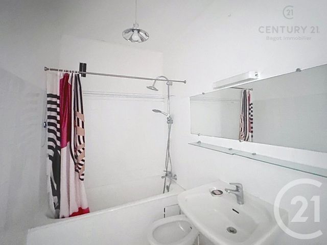 Appartement F1 &agrave; louer - 1 pi&egrave;ce - 30 m2 - Blonville Sur Mer - 14 - BASSE-NORMANDIE