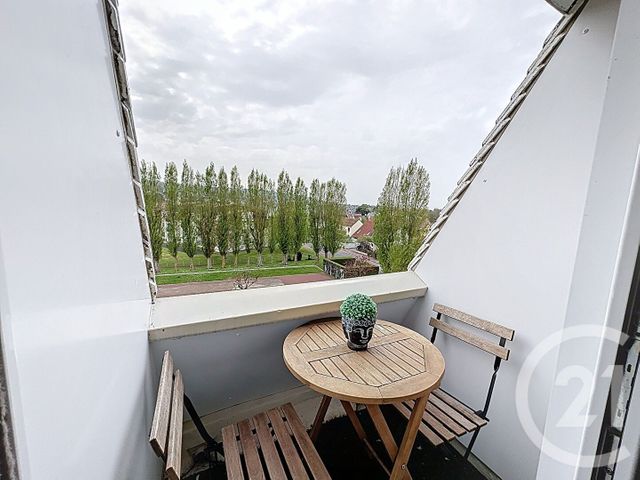 Appartement Studio &agrave; louer - 1 pi&egrave;ce - 15,09 m2 - Villers Sur Mer - 14 - BASSE-NORMANDIE