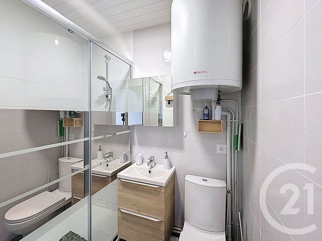 Appartement Studio &agrave; louer - 1 pi&egrave;ce - 15,09 m2 - Villers Sur Mer - 14 - BASSE-NORMANDIE