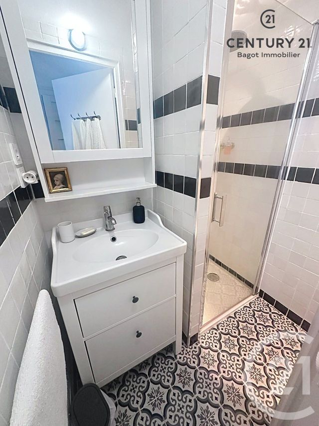 Maison &agrave; louer - 3 pi&egrave;ces - 50 m2 - Trouville Sur Mer - 14 - BASSE-NORMANDIE
