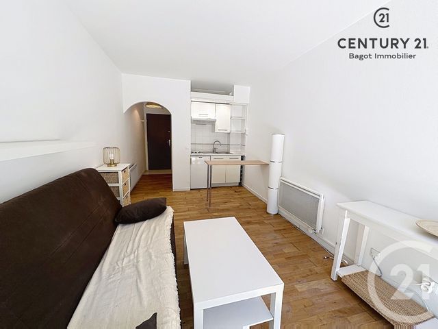 Appartement Studio &agrave; louer - 1 pi&egrave;ce - 19,20 m2 - Villers Sur Mer - 14 - BASSE-NORMANDIE