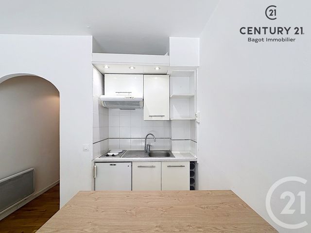 Appartement Studio &agrave; louer - 1 pi&egrave;ce - 19,20 m2 - Villers Sur Mer - 14 - BASSE-NORMANDIE