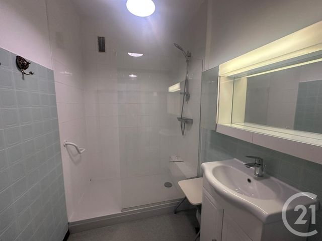 Appartement Studio &agrave; louer - 1 pi&egrave;ce - 30 m2 - Blonville Sur Mer - 14 - BASSE-NORMANDIE