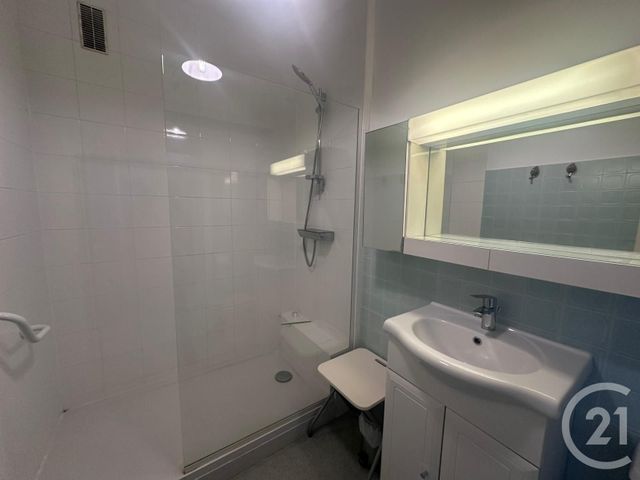 Appartement Studio &agrave; louer - 1 pi&egrave;ce - 30 m2 - Blonville Sur Mer - 14 - BASSE-NORMANDIE