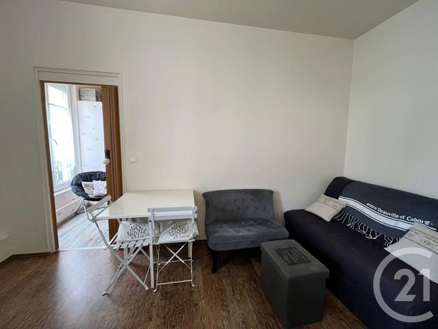 Appartement F2 &agrave; louer - 2 pi&egrave;ces - 27,04 m2 - Villers Sur Mer - 14 - BASSE-NORMANDIE